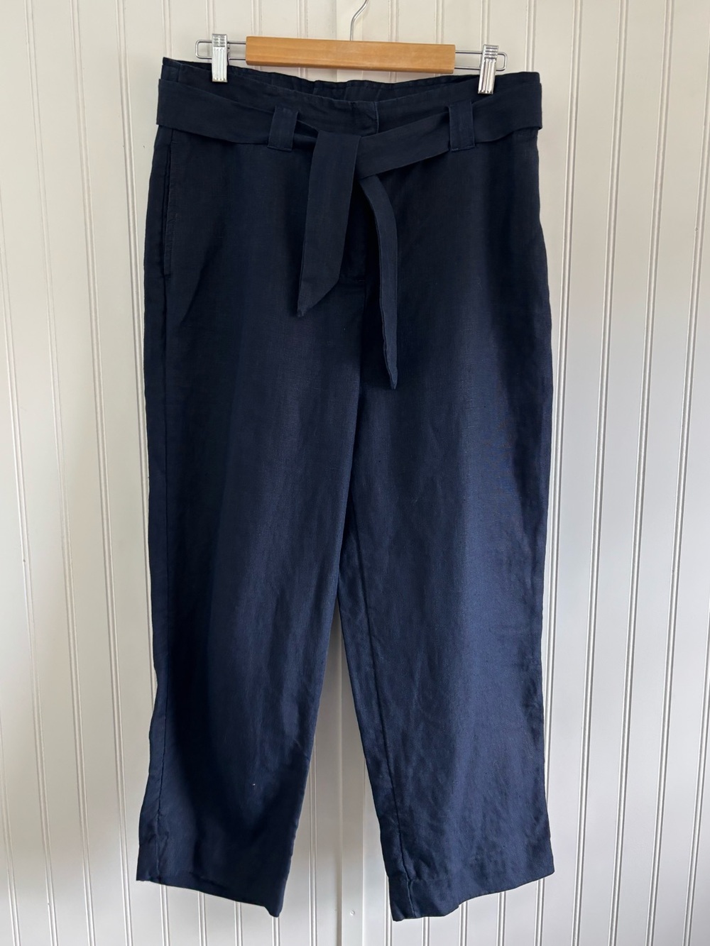 Chico’s Navy Linen Blend Tie Waist Cropped Pants Size 1.5 (US 10)